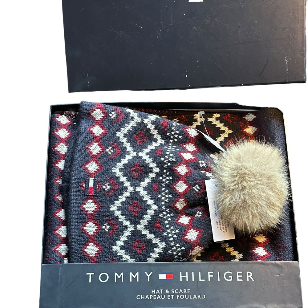 NWT Tommy Hilfiger hat, and scarf set